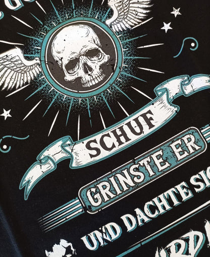 Als Gott mich schuf.. - Backprint Shirt - Totally Wasted