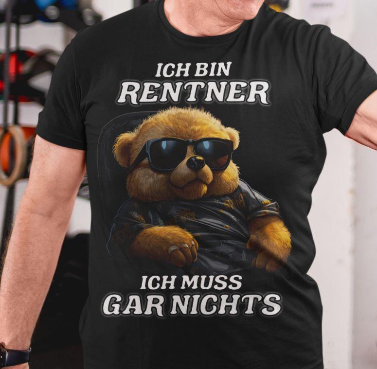 Mann der ein TShirt mit einem witzigen Bär mit Sonnenbrille trägt