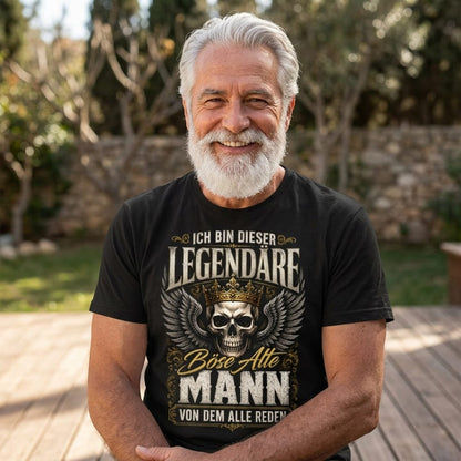 Mann trägt schwarzes T-Shirt mit humorvollem Totenkopf-Motiv für ältere Männer