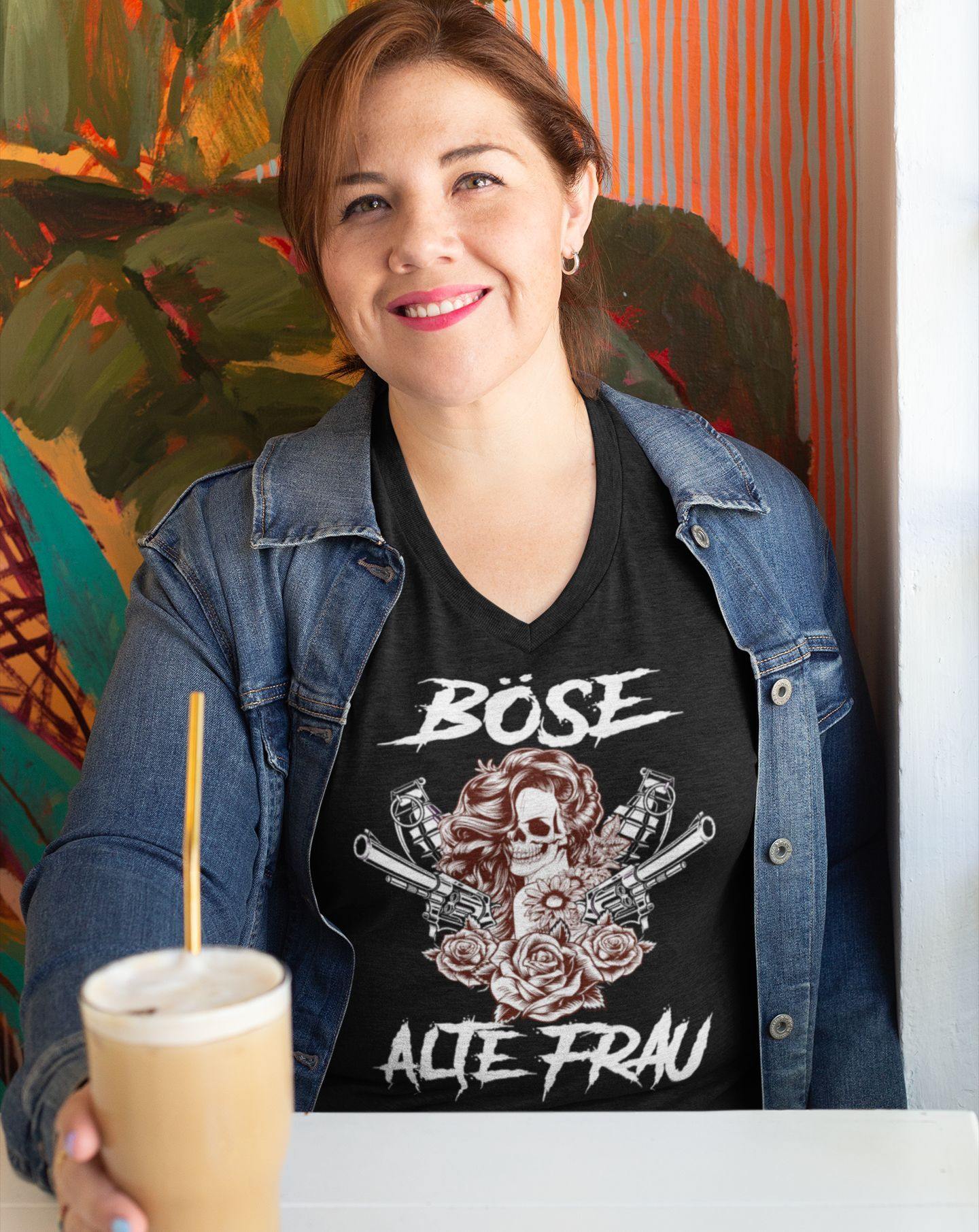 Böse alte Frau - Ladies V-Neck Shirt - Totally Wasted