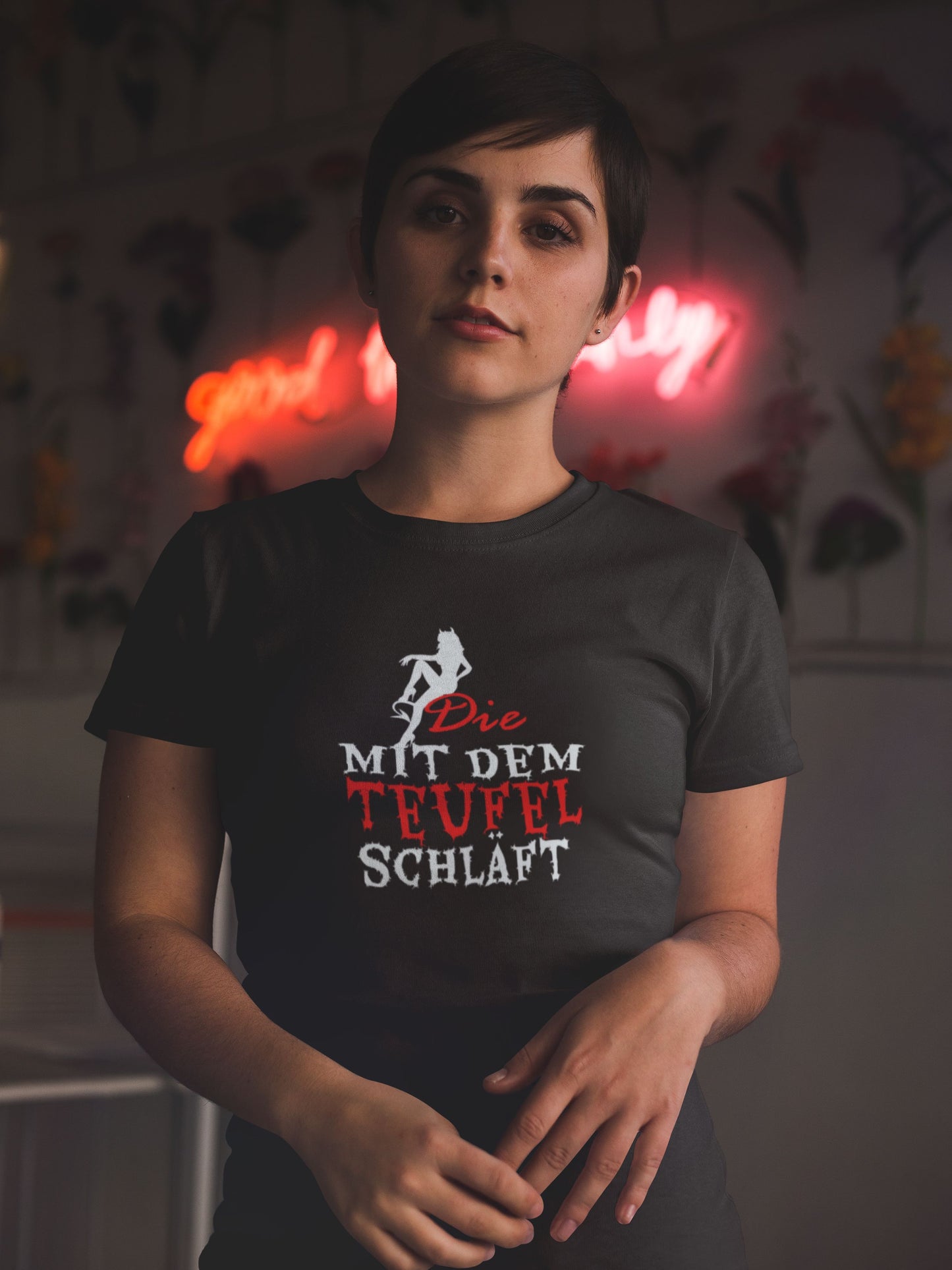 Die mit dem Teufel schläft - Ladies Shirt - Totally Wasted